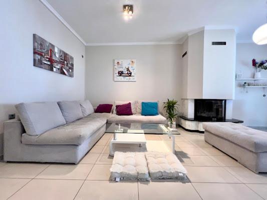 Central Apartment In Quiet Neighborhood Near Sandy Beach Chania  Exterior photo