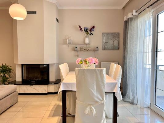 Central Apartment In Quiet Neighborhood Near Sandy Beach Chania  Exterior photo