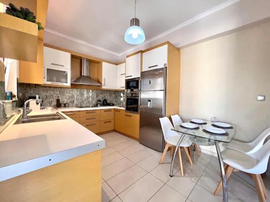 Central Apartment In Quiet Neighborhood Near Sandy Beach Chania  Exterior photo